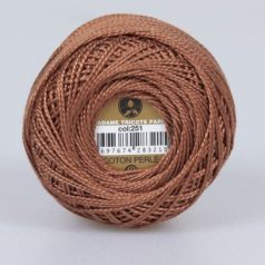   Madame Tricote Paris - 8-as perlé horgoló-, hímző fonal - fahéj - 0251 - 13/4