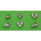 Fa gomb kézimunka felirattal - kicsi szív