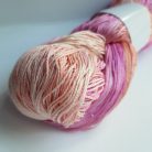 Indiai hernyóselyem fonal - Szegfű - Mulberry Silk