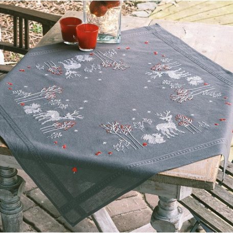 Vervaco előnyomott terítő - Mókus és szarvasok - PN-0202652