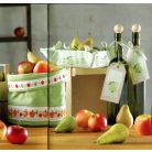 Zweigart 259 - Baglyok és gyümölcsök - keresztszemes mintafüzet